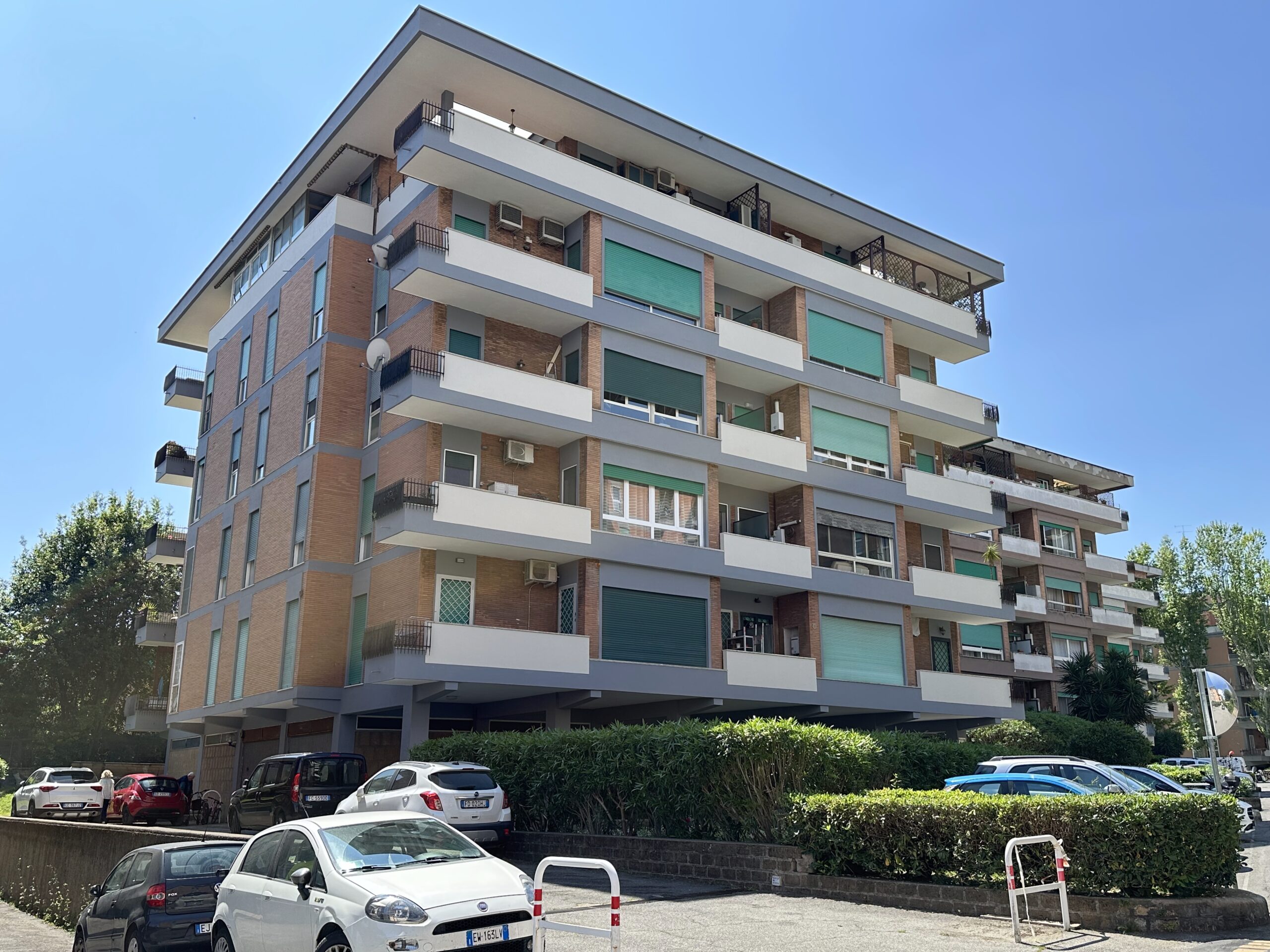 Condominio via Giannetto Valli 95 Pal.B12