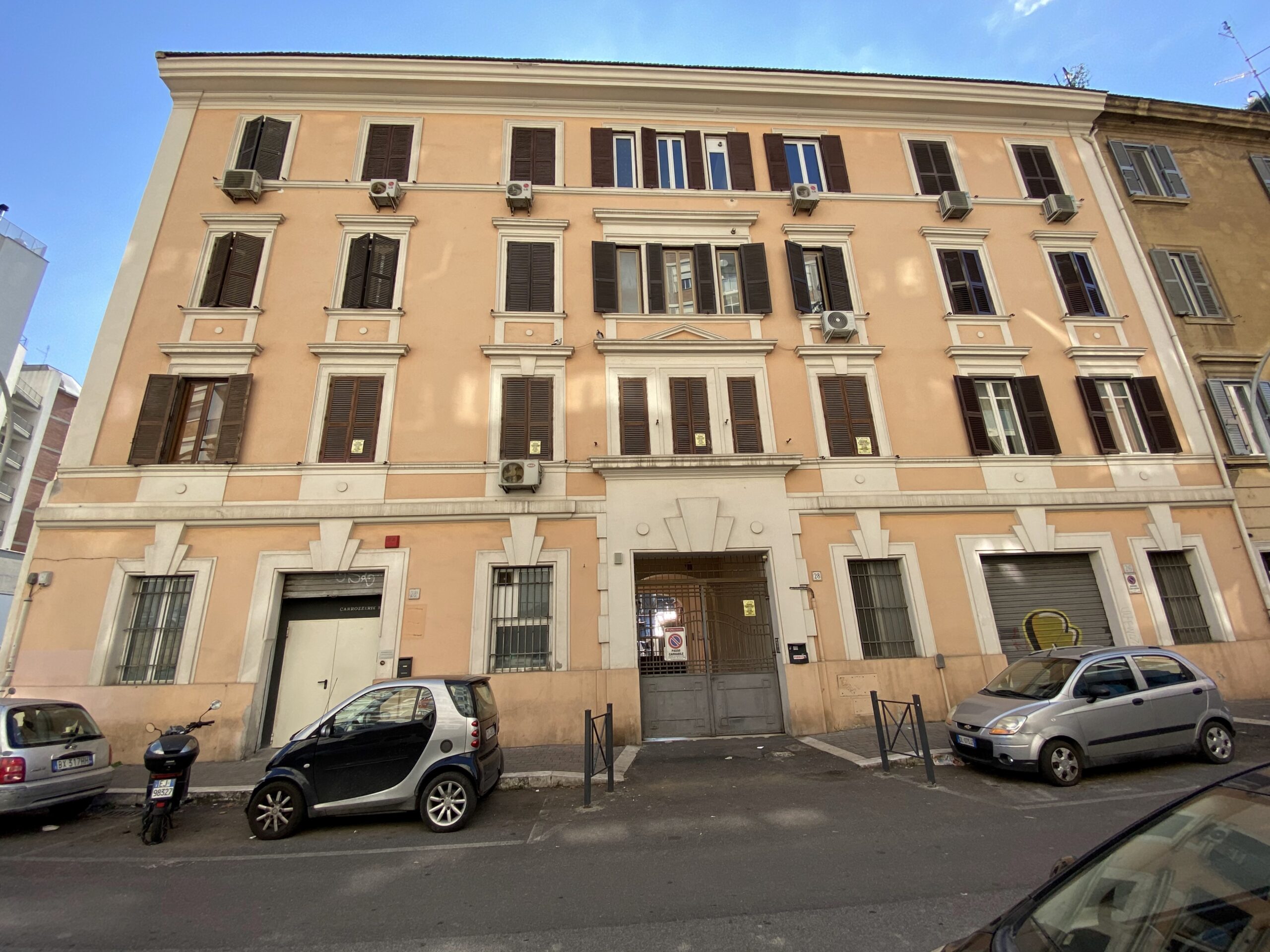 Condominio via Panfilo Castaldi 28
